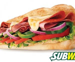 Ông lớn fast food đứng nhìn Subway tung hoành