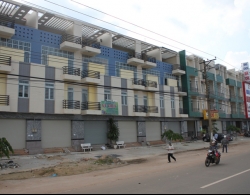 In tiền cứu thị trường bất động sản?