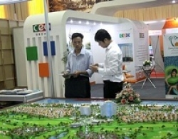 Vẫn cảnh chợ chiều 