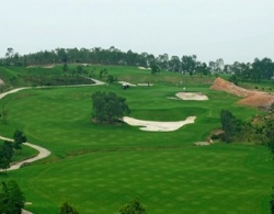 Long An: Duyệt quy hoạch 1/2000 Khu sân golf Tân Mỹ