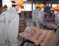 Công nghiệp xi măng: Tồn kho vẫn đầu tư