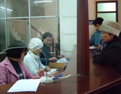 Công chứng các hợp đồng giao dịch đất đai: Bỏ hay giữ?