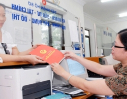 Giảm phí sử dụng đất: “Nín thở” chờ thực thi