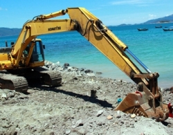 Ai có thể lấp và lấp vịnh Nha Trang để làm gì?