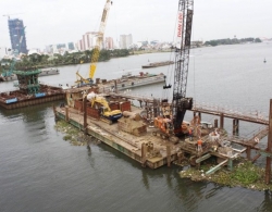 
                    Du an metro so 1, TPHCM: Nguy co den 2,5 ti dong/ngay vi cho… mot mieng dat                