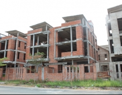 
                    Ton kho lon khong co nghia la thi truong bat dong san dang dung yen                