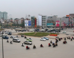 Nhà đối diện bùng binh