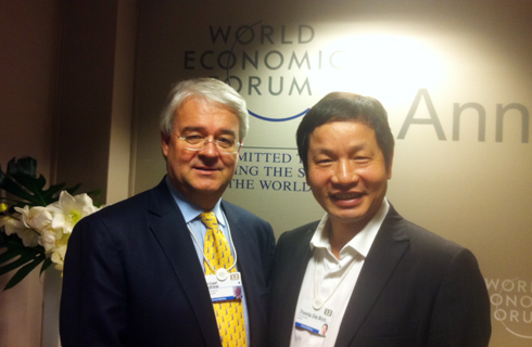 Hệ thống ngân hàng của Australia, New Zealand, Hàn Quốc và Việt Nam là nhóm dễ bị tác động tiêu cực nhất tại khu vực châu Á - Thái Bình Dương trong trường hợp khủng hoảng nợ công châu Âu tiếp tục xấu đi. Đây là nhận định mà hãng định mức tín nhiệm Moody’s Investors Service đưa ra trong một báo cáo vừa công bố.