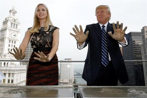 Donald Trump chơi canh bạc lớn