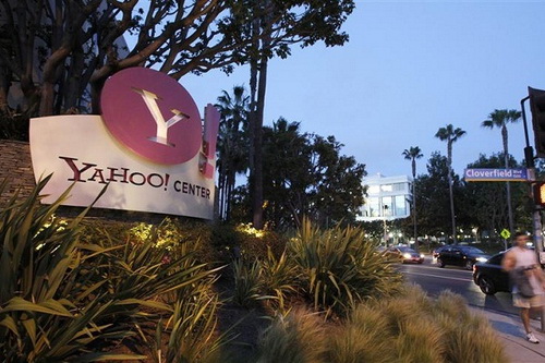 Mark Zuckerberg và con đường lèo lái Facebook (Kỳ 1) CEO tài năng với gương mặt... búng ra sữa