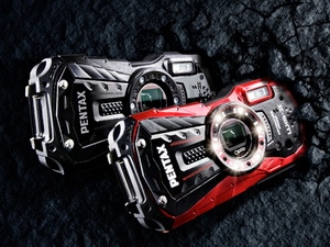 Máy ảnh Pentax hoạt động dưới nước sâu 12 mét