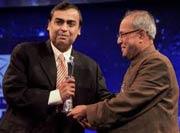 Vua dầu lửa Mukesh Ambani sẽ soán ngôi cự phú số 1 thế giới