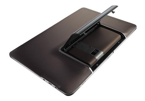 Smartphone nằm trong máy tính bảng Asus Padfone 