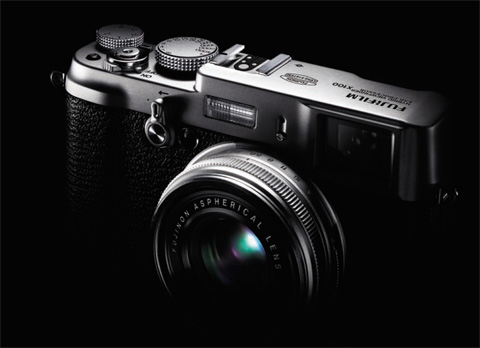Fujifilm X100: Máy ảnh du lịch sử dụng cảm biến lớn