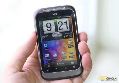 Smartphone phổ thông 'hot' nhất 2011