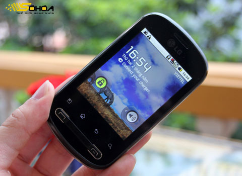 Smartphone phổ thông 'hot' nhất 2011