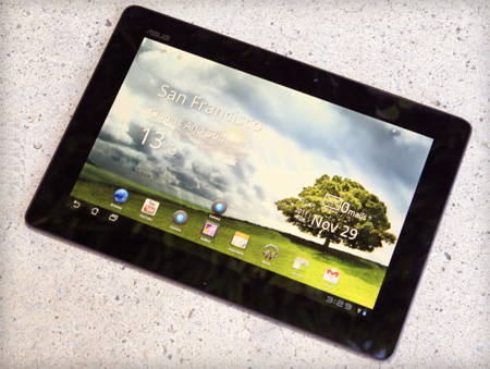 Mở hộp máy tính bảng lõi tứ đầu tiên trên thế giới