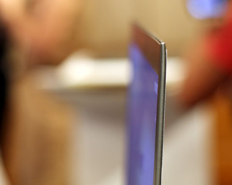 Ultrabook của Toshiba giá 32,3 triệu