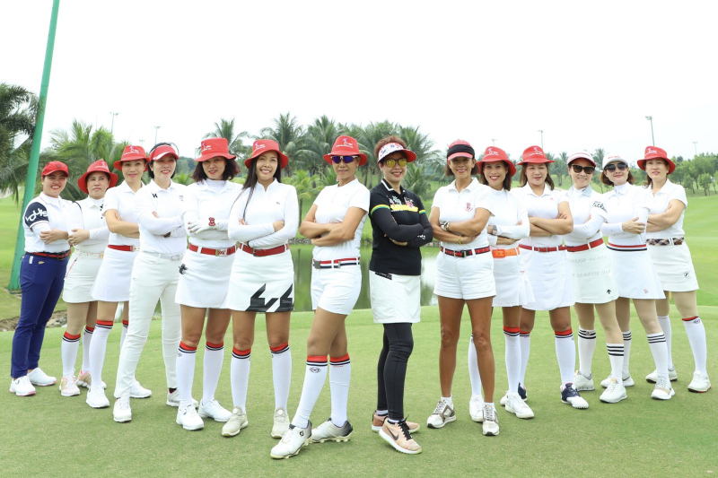ladies-golf-beauty-club-voi-tinh-than-lan-toa-van-hoa-golf