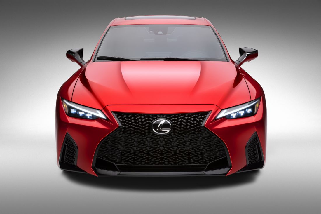 lexus-tung-ra-is-500-f-sport-performance-vua-sang-vua-manh