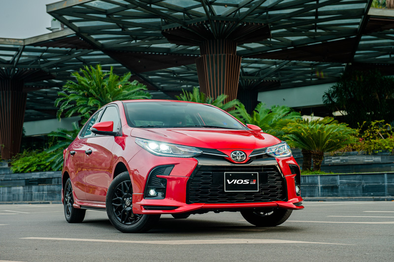Toyota Vios 2021 bán tại Việt Nam thua kém bản Thái Lan - CafeAuto.Vn