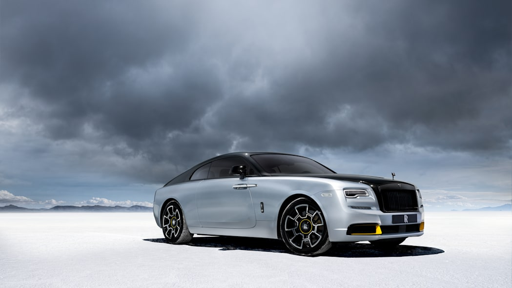 Rolls-Royce ra mắt cặp đôi Wraith và Dawn Black Badge 