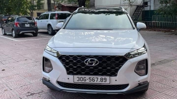 hyundai-santa-fe-doi-truoc-lan-banh-hon-2-000km-xe-nguyen-ban-nhung-co-gia-hon-2-ty-vi-li-do-la