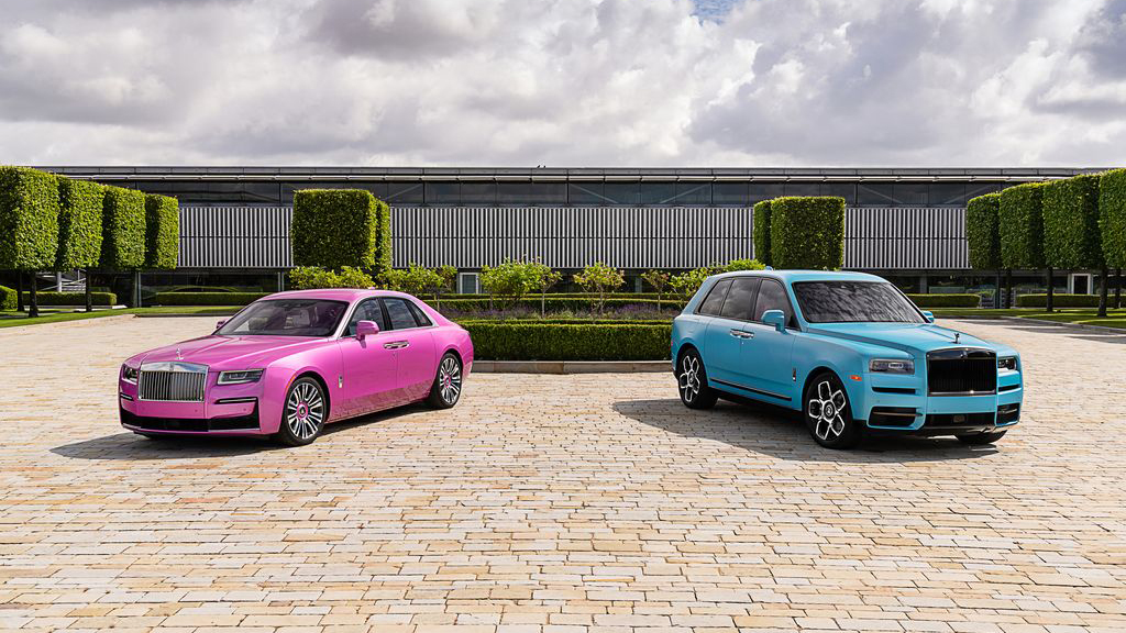 rolls-royce-ghost-va-cullinan-thoat-mac-xe-gia-nho-bo-mau-bespoke-tre-trung-moi