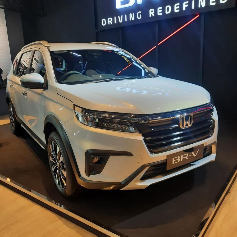 can-canh-honda-br-v-doi-thu-tranh-khach-moi-cua-mitsubishi-xpander