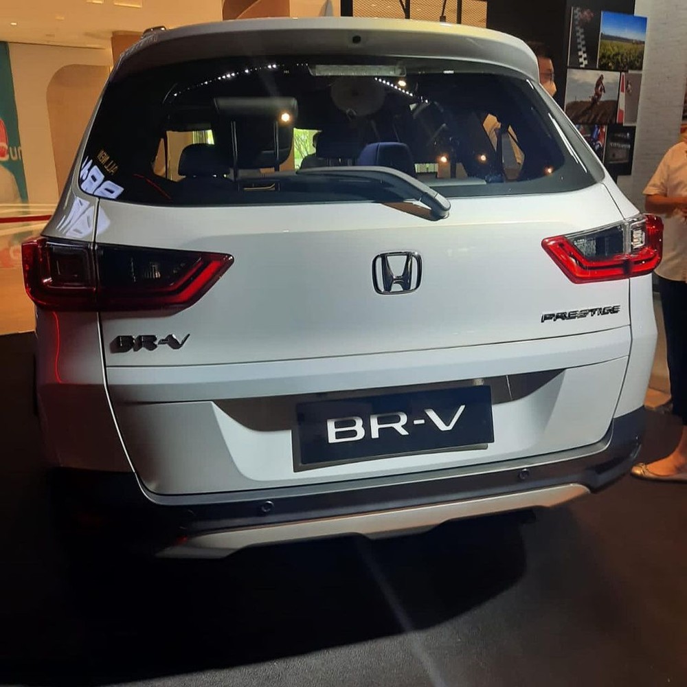 can-canh-honda-br-v-doi-thu-tranh-khach-moi-cua-mitsubishi-xpander