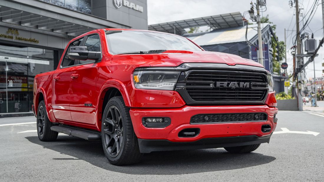 Đối thủ Ford F-150, bán tải cỡ lớn RAM 1500 ra mắt thị trường Việt, giá từ 5.388 tỷ đồng
