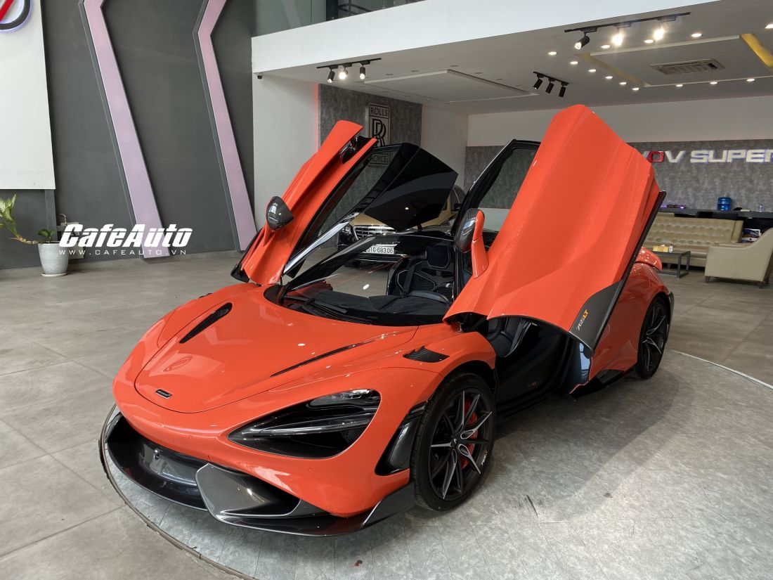 mclaren-765lt-dau-tien-ra-bien-so-viet-nam