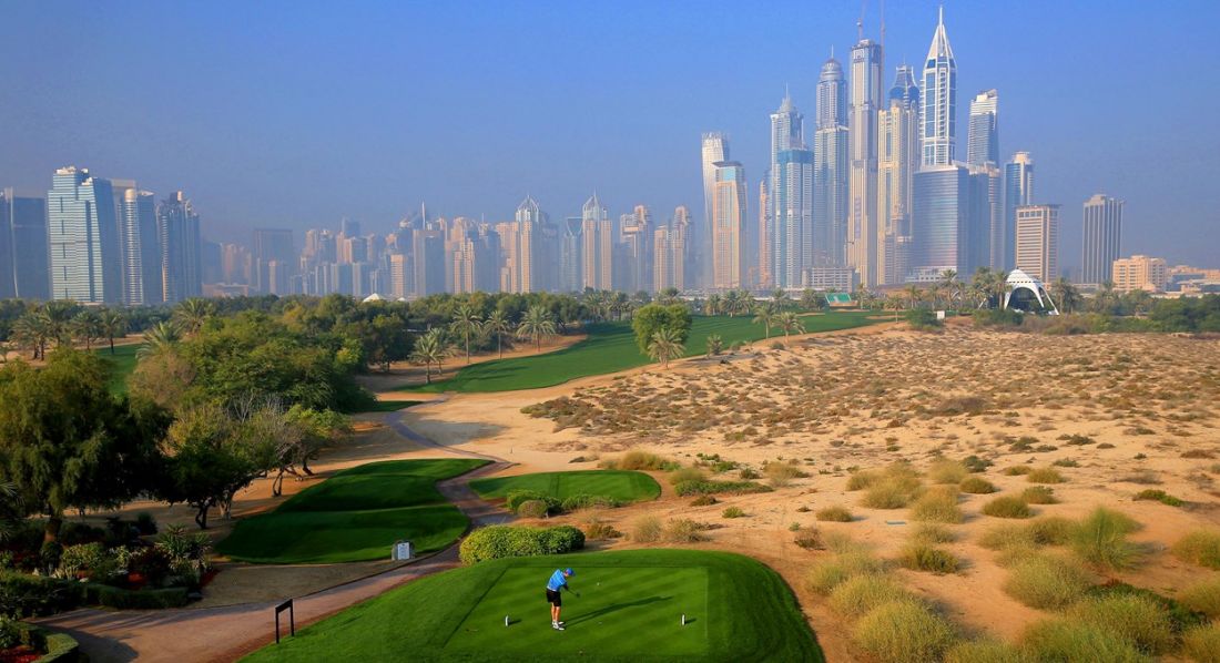 majlis-course-cua-emirates-golf-club-dieu-ky-dieu-giua-sa-mac-tai-dubai