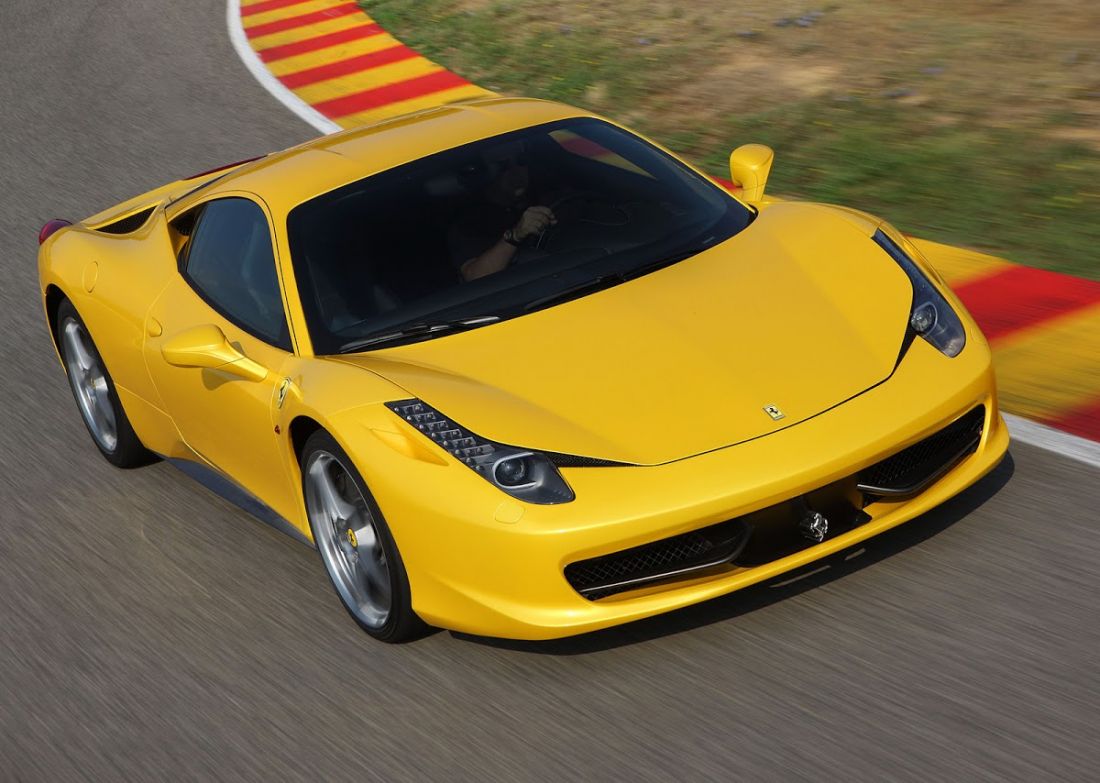 vi-sao-gia-tri-cua-ferrari-458-ngay-cang-tang-vuot-xa-ferrari-488