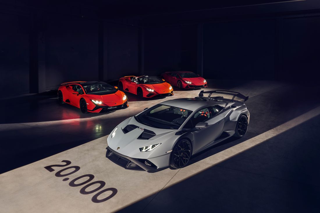 lamborghini-xuat-xuong-chiec-sieu-xe-huracan-thu-20-000