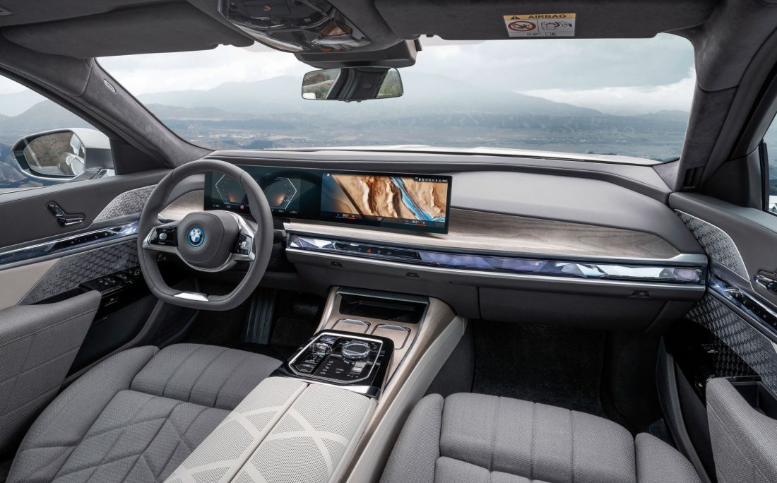 bmw-i7-the-he-moi-cafeautovn-10
