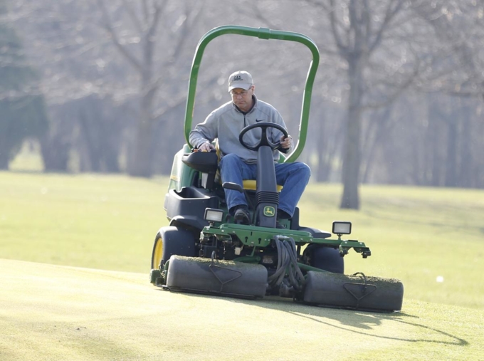 greenkeeper-la-ai-ho-co-vai-tro-gi-trong-golf