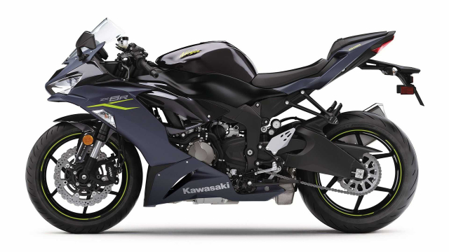 ZX6R-Cafeauto-5