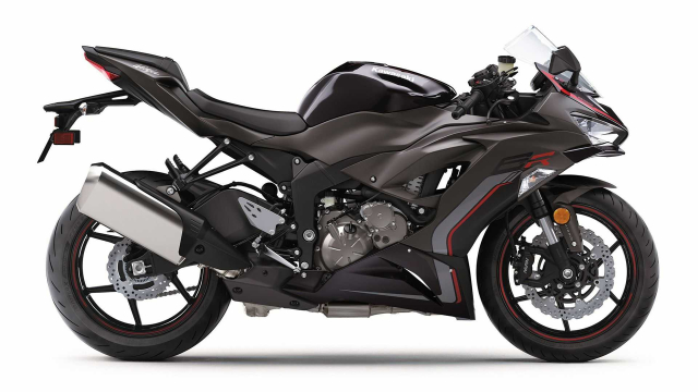 ZX6R-Cafeauto-4