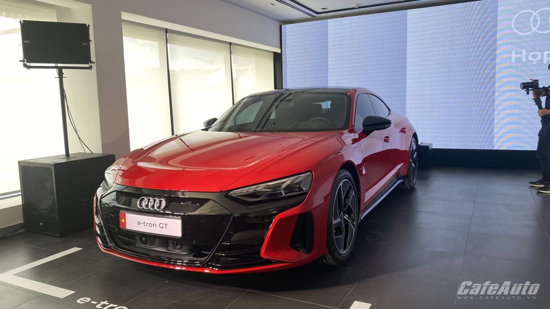 Đi trước Mercedes-Benz, Audi mang xe điện e-tron GT về Việt Nam cạnh tranh với Porsche Taycan