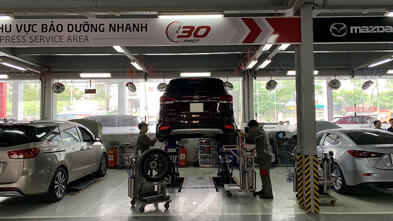 Cơ bản các loại dung dịch, phụ tùng xe hơi cần thay thế định kỳ