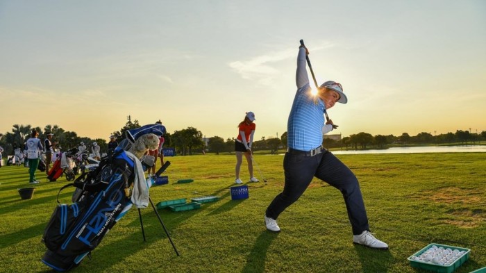 5 bước chuẩn bị trước mỗi cú đánh cho golfer mới