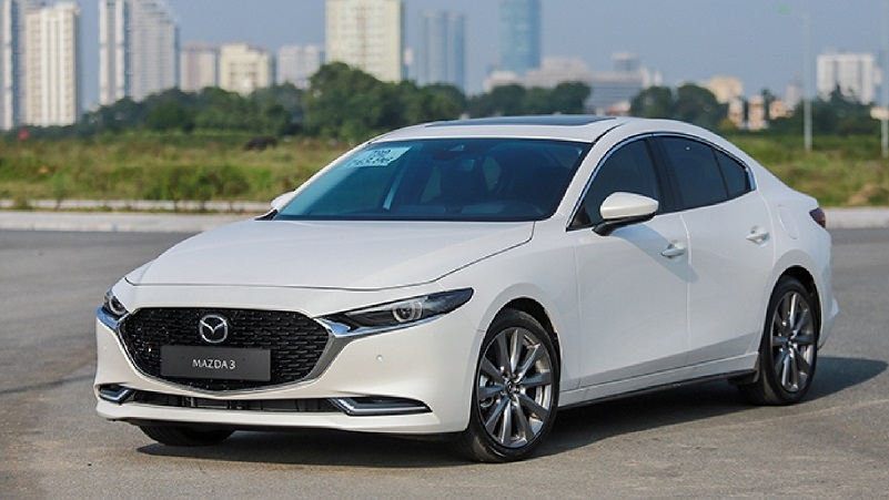 Phân khúc sedan hạng C tháng 10/2022, Mazda 3 lại vượt Kia  K3 trở lại vị trí đầu phân khúc