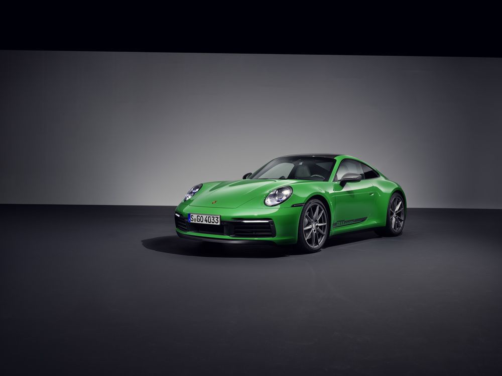 Porsche sẽ không từ bỏ hộp số sàn trên 911 thế hệ mới
