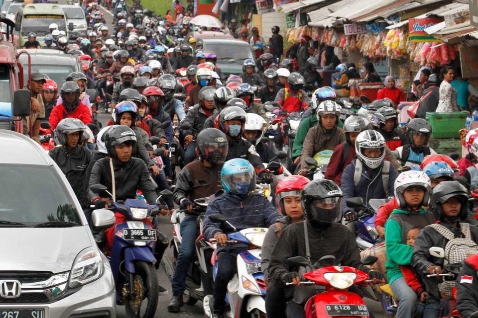 Dân Indonesia được Chính phủ trợ giá hơn 10 triệu đồng để mua xe máy điện, khi nào đến Việt Nam?