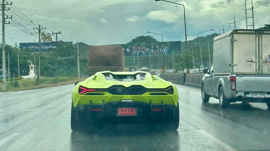 xuat-hien-chu-nhan-dau-tien-cua-sieu-xe-lamborghini-revuelto-tai-dong-nam-a