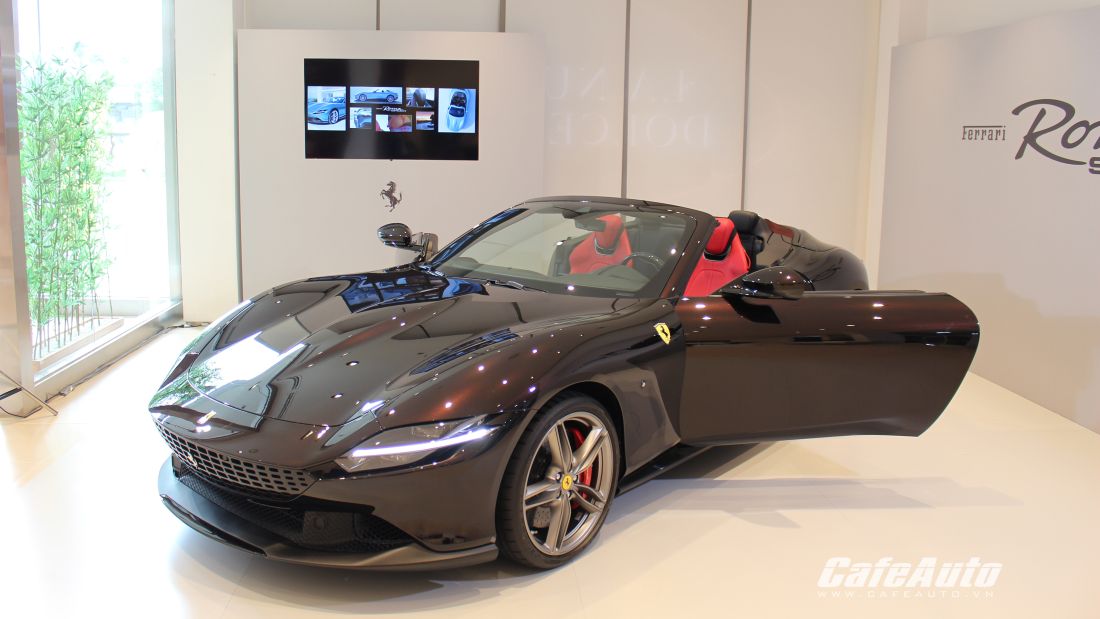 can-canh-sieu-xe-ferrari-roma-spider-tai-viet-nam