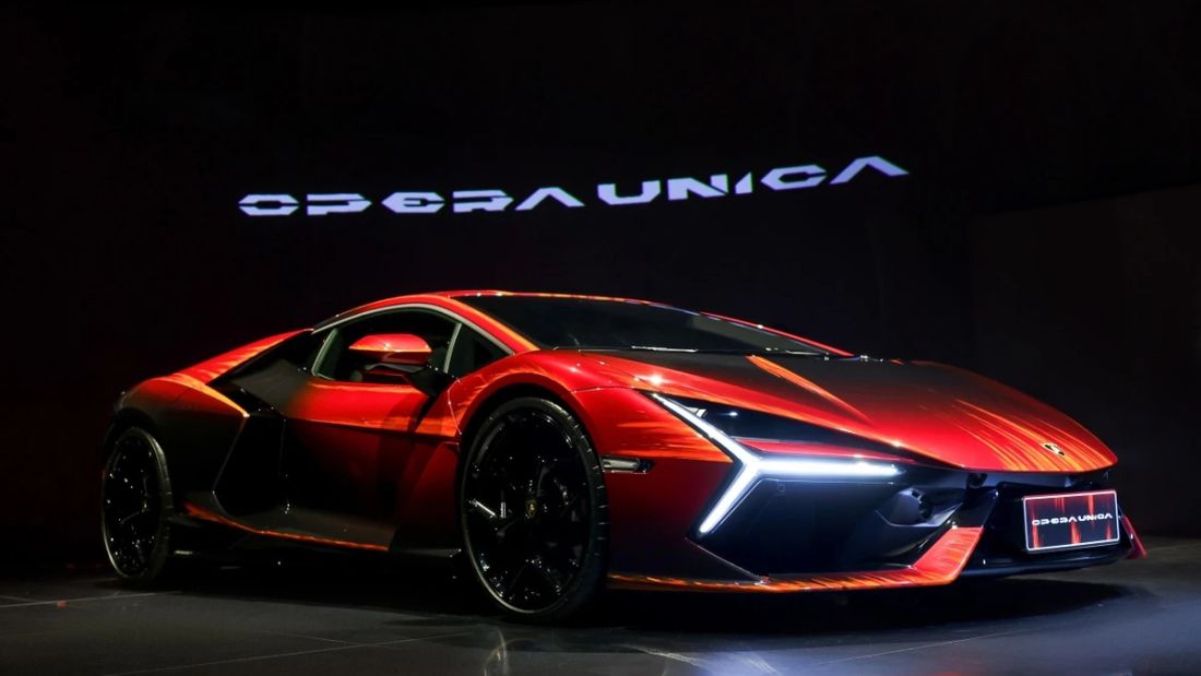 lamborghini-revuelto-co-them-phien-ban-opera-unica-de-hop-voi-gioi-nha-giau-chau-a