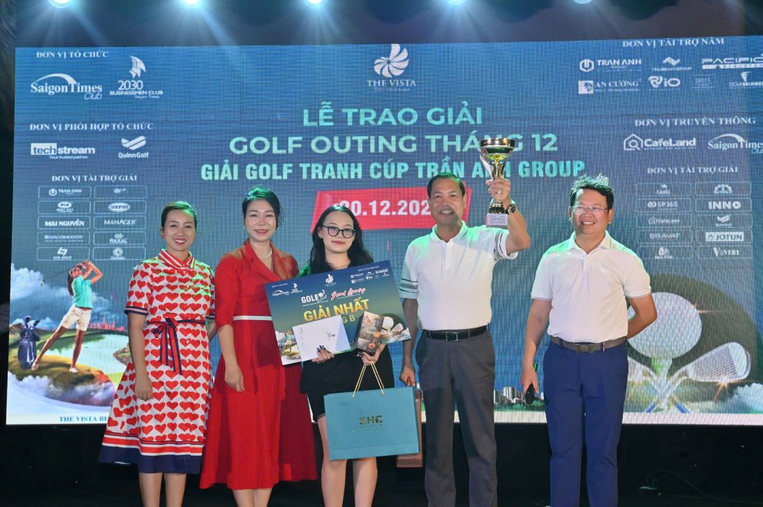 giai-golf-outing-thang-12-clb-doanh-nhan-2030-thanh-cong-tron-ven-va-dau-an