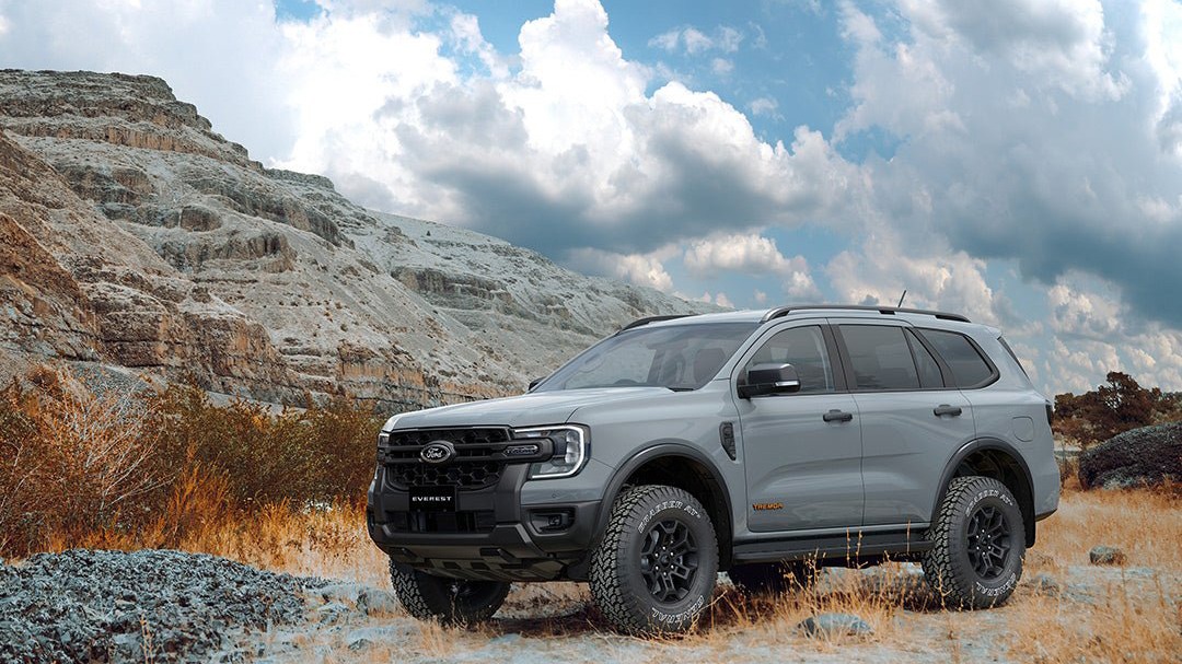 Giám đốc Ford gây tranh cãi khi hạ thấp Toyota Land Cruiser Prado để đề cao Ford Everest
